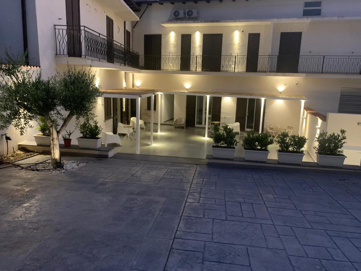 Aparthotel Le Casuzze Di Siculiana Exterior foto